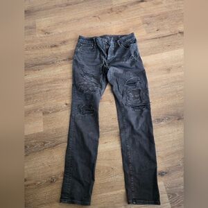 32x32 American Eagle Men's Distressed Black Jeans